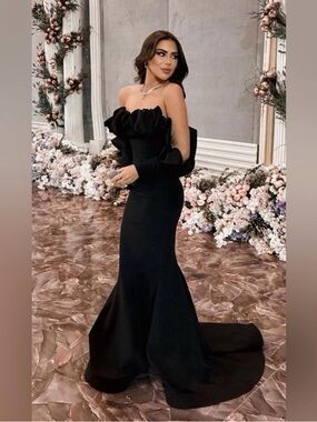 NWT Nour Fathallah Prom Dress Off-Shoulder Ruffle Mermaid Gown SZ 36